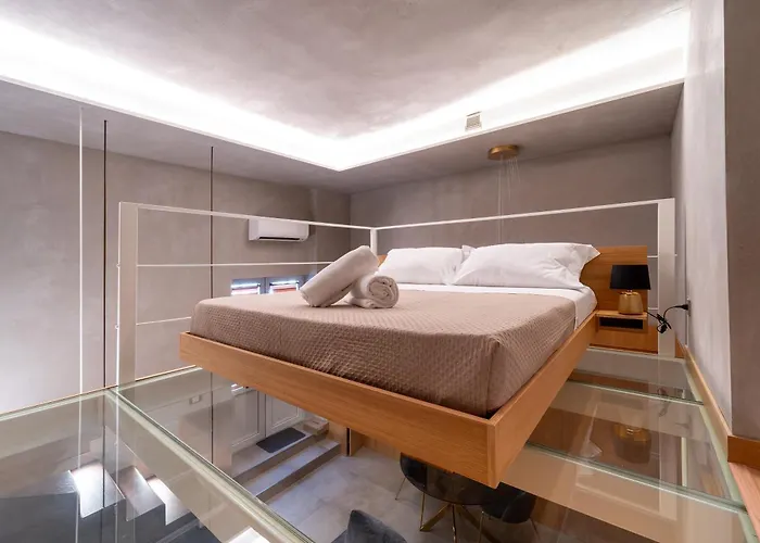 Luxury Urban Craft 아파트