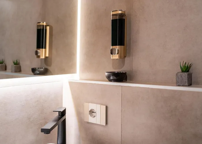 Luxury Urban Craft *